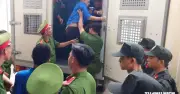 44 bị cáo lãnh hơn 100 năm tù vì giải quyết mâu thuẫn bằng dao và bom xăng