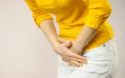 5 nguyên nhân gây ngứa viêm phụ khoa chị em cần biết để phòng bệnh và tránh tái phát