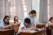 Địa phương có điều kiện sẽ sáp nhập 50 sở trường?