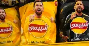 Ai Cập: Chipsy ngừng sản xuất bao bì in hình Messi sau thất bại World Cup