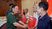 An Giang trao quà tri ân người có công nhân Ngày Thương binh-Liệt sĩ