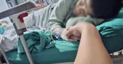 Bé trai lớp 6 ở Hà Nội nghi bị bạn nhét bút vào hậu môn, công an vào cuộc