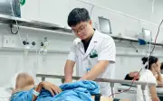 Bộ Y tế yêu cầu khẩn trương cứu nạn nhân vụ xe khách lao khỏi cao tốc