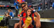 Bạn gái người mẫu gây bão khi đăng ảnh chụp với Yamal và cúp vô địch World Cup