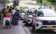 Bản quyền âm nhạc trên taxi, xe khách: Ai trả, tính thế nào?