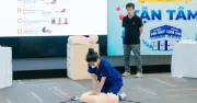 Bệnh viện Bạch Mai đào tạo sơ cấp cứu cho hàng ngàn dược sĩ Long Châu