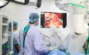 Bệnh viện K khai giảng khóa đào tạo phẫu thuật nội soi robot đầu tiên