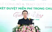 Bệnh viện Nam học Hà Nội trao 10 gói IVF miễn phí trị giá 100 triệu đồng