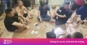 Bắt quả tang 6 đối tượng đánh bạc trong nhà dân ở Hà Nội
