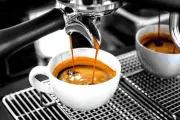 Buổi sáng uống gì tốt cho gan: ba bác sĩ Mỹ cùng chọn cà phê