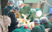 Cụ ông Hà Nội phẫu thuật khối u hàm mặt phức tạp nhờ công nghệ 3D