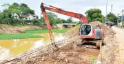 Các địa phương vùng Đồng bằng sông Hồng gấp rút gia cố đê điều ứng phó mùa mưa bão