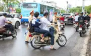 Cục CSGT bác tin đồn phạt người 16-18 tuổi đi mọi loại xe máy