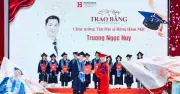 CEO DRH Clinic Trương Ngọc Huy nhận bằng Bác sĩ Răng Hàm Mặt ở tuổi U.40