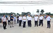 Chủ tịch Hà Nội kiểm tra dự án giao thông trọng điểm phía Tây