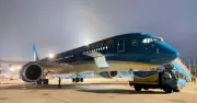 Chuyến bay đặc biệt đưa 124 chiến sĩ cứu trợ Venezuela về nước