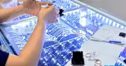 Chuyên gia đề xuất quản lý thị trường kim cương như vàng để tăng minh bạch