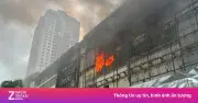 Cháy ngùn ngụt siêu thị điện máy cũ trên phố Hà Nội, may không thiệt hại người