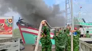 Cháy tàu cá tại Cần Giờ, hai người bị thương do nổ bình gas