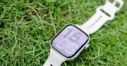 Cận cảnh HONOR Watch X5i: Smartwatch 1,6 triệu có màn AMOLED, pin 21 ngày