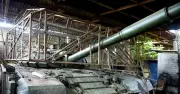 Cận cảnh xe tăng T-72 của Nga bị Ukraine thu giữ ở Donetsk