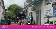 CSGT TP.HCM xử phạt người điều khiển xe điện '5 không' sau clip Facebook