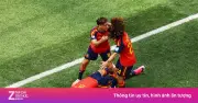 Cucurella và Oyarzabal tỏa sáng, Tây Ban Nha thắng Áo 3-0 tại World Cup 2026