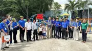 Du học sinh châu Âu tham gia Mùa hè xanh tại đảo Thạnh An