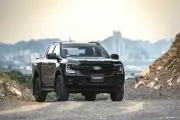Ford Ranger bản tiêu chuẩn mất số sàn, giá từ 707 triệu đồng