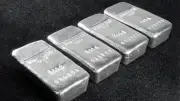 Giá bạc hôm nay 1/7: Biến động nhẹ, nhà đầu tư chờ tín hiệu từ Fed