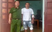 Gài chân nhau trên sân khấu đám cưới, một người bị chém thương tích 48%