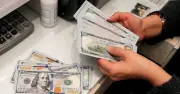 Giá USD hôm nay 1.7.2026: Đô Mỹ đứng yên, yen Nhật tiếp tục lao dốc