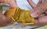 Giá vàng hôm nay 12/7: Vàng SJC, vàng nhẫn đồng loạt đứng yên