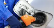 Giá xăng dầu hôm nay 11/7: Dầu thế giới giảm, xăng trong nước có thể giảm