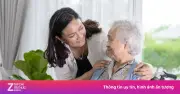 Giải mã thành ngữ 'Đi hỏi già, về nhà hỏi trẻ': Không phải phép xã giao