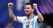 Giọt nước mắt của Messi: Hạnh phúc, lo lắng và bản lĩnh vượt khó