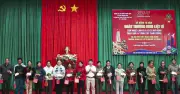 Hộ chính sách, người có công được tặng cây giống sâm Ngọc Linh trị giá 5,7 tỉ đồng