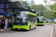 Hà Nội điều chỉnh 4 tuyến buýt phục vụ thí điểm vùng phát thải thấp
