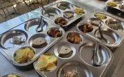 Hà Nội xử lý vi phạm bữa ăn bán trú tại 6 xã phường