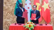 Hội đàm giữa Bộ trưởng Ngoại giao Lê Hoài Trung và Tổng Thư ký Đảng CNDD-FDD Burundi