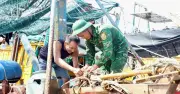 Hải Phòng cấm biển, bắn pháo hiệu ứng phó bão số 1 Maysak