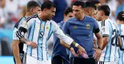 HLV Scaloni thừa nhận Argentina may mắn thắng Thụy Sĩ nhờ thẻ đỏ Embolo