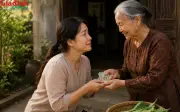 Hơn 40 tuổi vẫn được mẹ đưa tiền: Câu chuyện gây xúc động