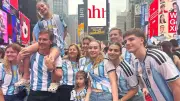 Hàng chục nghìn CĐV Argentina phủ kín Quảng trường Thời đại cổ vũ đội nhà