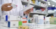 Hàng loạt nhà thuốc tại TP.HCM bị phạt vì bán thuốc kê đơn không đơn