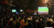 Hàng ngàn người TP.HCM thức trắng xem chung kết World Cup, vỡ òa khi Tây Ban Nha vô địch