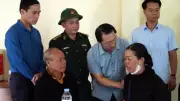 Hàng trăm cán bộ chiến sĩ và người dân chung tay khắc phục hậu quả lũ dữ tại Mường Than