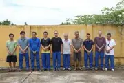 Hưng Yên triệt phá đường dây cá độ bóng đá, bắt giữ 10 đối tượng