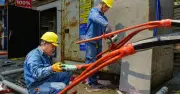 Hoàn thành lắp ráp hệ thống trụ điện trung thế mới tại quận 11 TP.HCM