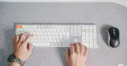 HyperOne Gen 3 Plus: Bàn phím full-size kim loại giá rẻ cho dân văn phòng